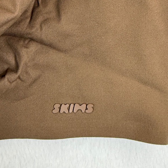 SKIMS Fits Everybody Wireless Lounge Bra Brown Size 5X Adjustable Comfort - Picture 2 of 5
